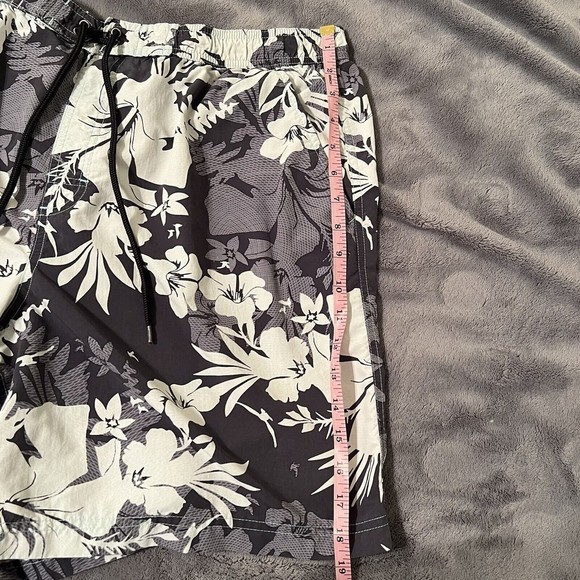 Caribbean Swimwear Large Gray Elastic Waist Drawstring Swim Board Shorts Mesh - Picture 9 of 10